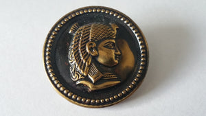 Nefertiti Rising