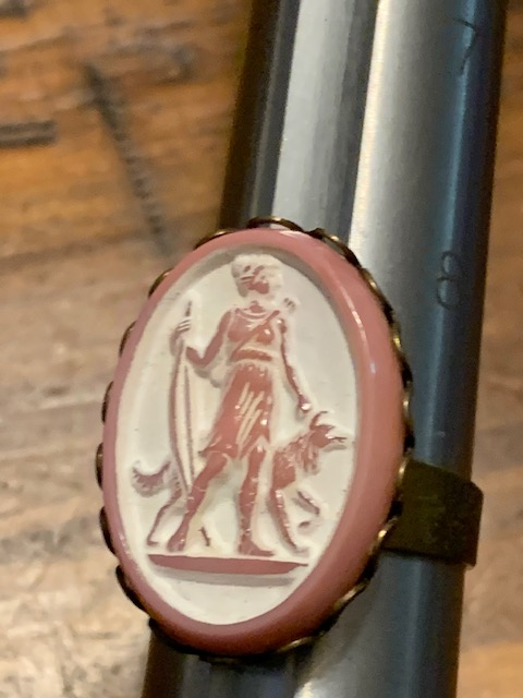 White Wolf Companion Ring