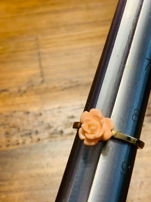 True Love Hails the White Rose