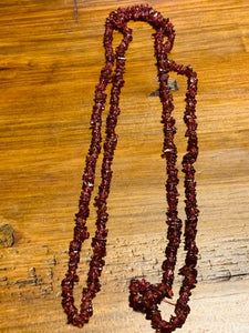 The Q Source (GARNET NECKLACE)