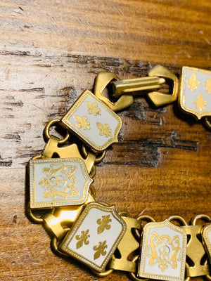 Open the Doors to Royal Wealth