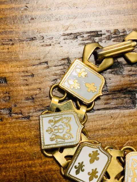 Open the Doors to Royal Wealth