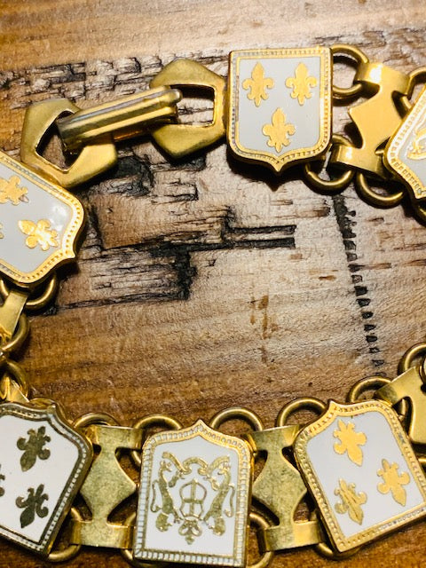Open the Doors to Royal Wealth