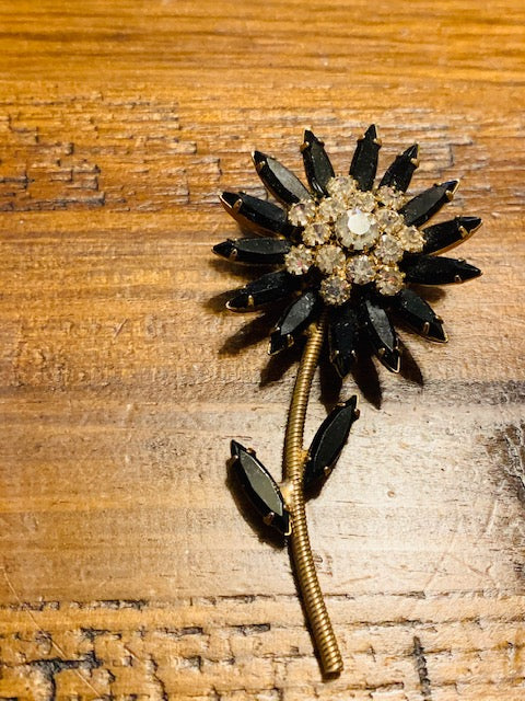 Thriai Prophecy Nymphs (Vintage Pin)