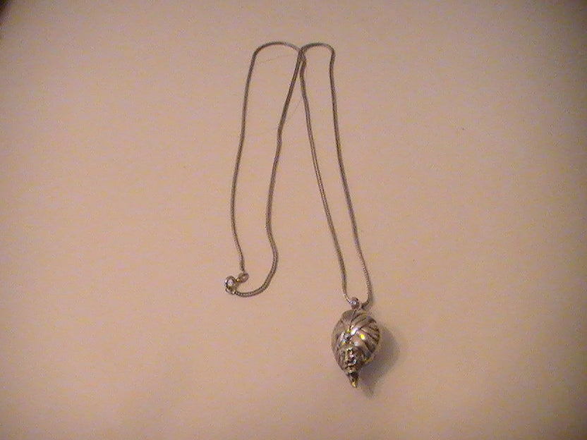 Majlis Al Djinn Pendulum