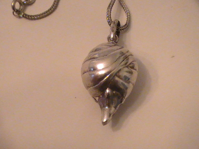 Majlis Al Djinn Pendulum