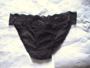 I WANT A ROCKET IN MY PANTIES SIZE M BLACK