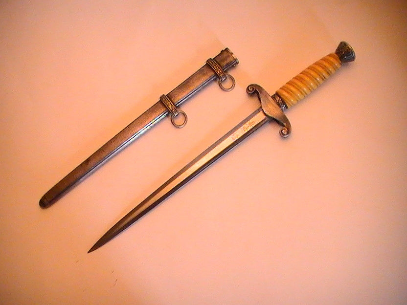 NAZI OFFICERS DAGGER,WW2