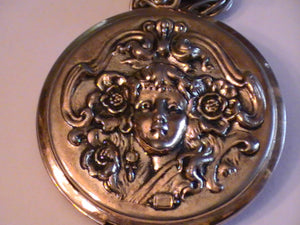 Locket of Changing Appearances