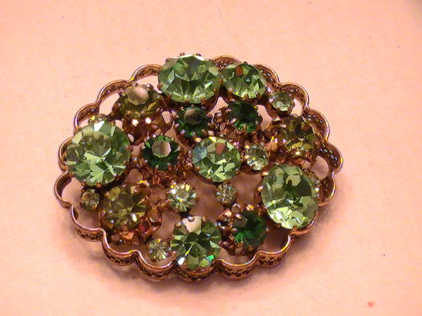 The Queen's Coveted Pin of Wealth