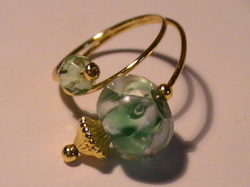 Rings of Illumination:  Green & White Oracles